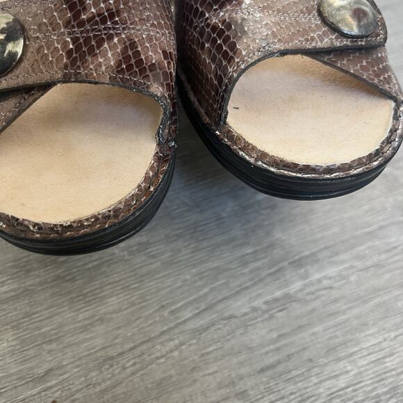 Finn Comfort NWOB NEW Alanya Womens Sandals UK 7 1/2 US 10 Snakeskin Embossed - Picture 3 of 6